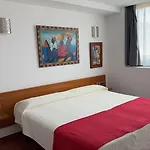 Hotel Plaza Inn