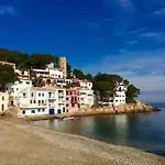 Impresionantes Vistas Mar En El Centro De Begur