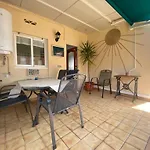 Piso Moderno De Diseno Con Terraza
