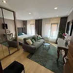 Piso De Dos Dormitorios Con Reforma De Diseno