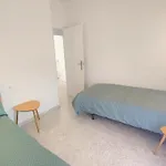 Apartamento Familiar 2 Hab. En Primera Linea De Mar En Llanca, Se Admiten Mascotas - Es-170-89