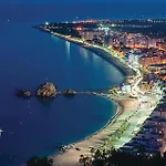 Awesome Apartment In Blanes With Kitchen