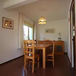 Casa Con Jardin A 100M De La Playa En Llanca, Cerca Del Puerto Y Comercios - Es-228-12