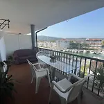 Apartamento En Puerto Con Terraza Y Vistas Al Mar