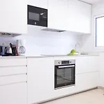 Ref. Escala Beach 3: Apartamento Con Vistas Al Mar A Pie De Playa ! - Es-325-24