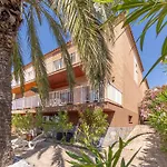 Jouvacations Villa 2 Freser
