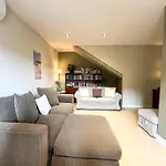 Villa Peralta Girona City W Above Ground Pool