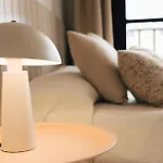 Apartment With Air Conditioning And Communal Pool