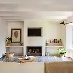 Casa De Diseno Con Gran Terraza