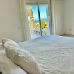 Villa Carrera