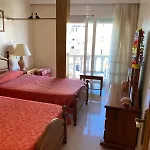 Jordi'S Flat Close To The Beach