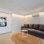 Flateli Pda Centre