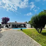 Casa Requesens, Freiligendes Ferienhaus, Komplett Erschlossen