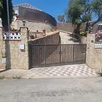 Chalet Con Piscina Lloret De Mar