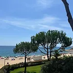 Beachfront Rooftop Haven Studio In Playa De Aro