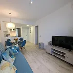 Moderno Con Piscina En Lestartit By Host&Joy