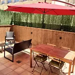 Renthappydays Comme Chez Soi B 5