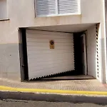 Peral 32 - Baix Amb Parquing