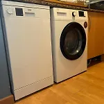 Encantador Apartamento Familiar 4 Px Con Terraza, Parking Y Wi-Fi En Llanca