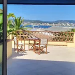 Duplex Amb Terrassa I Vistes Al Mar By Apartaments La Catifa
