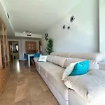 Precioso Apartamento 4 Habitaciones Con Piscina Y Gym