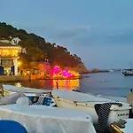 T. Foraio - Your Getaway House 50M From The Beach