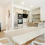 Ferienwohnung Fuer 5 Personen Ca 90 Qm In Empuriabrava, Costa Brava Golf De Roses
