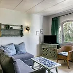 Art- Apartamentos Revilla Tacke G