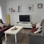 Haus Cris
