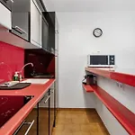 Ferienwohnung Fuer 6 Personen Ca 55 Qm In Empuriabrava, Costa Brava Golf De Roses