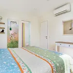 Ferienhaus Mit Privatpool Fuer 8 Personen Ca 230 Qm In Empuriabrava, Costa Brava Golf De Roses