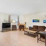 Ferienhaus Mit Privatpool Fuer 8 Personen Ca 230 Qm In Empuriabrava, Costa Brava Golf De Roses