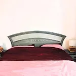 Planta Baja Con Jardin, Amarre, Y Parking En Zona Tranquila De Roses - Es-258-46