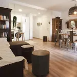 Seahomes Vacations - Centric Apt 100M Beach And Pkg