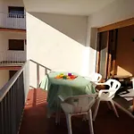 Apartamento En Roses, 2ª Linea De Playa, Con Terraza, Wifi Y Parking Comunitario - Es-258-31
