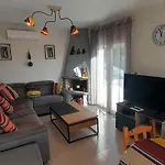 Apartamento Confortable En Sant Genis, Llanca - Cerca De Playa Y Actividades F - Es-170-44