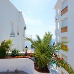 Pretty Apartment With Balcony