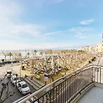 Apartment In Central Location