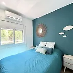 Central Apartment In Nature