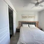 Charmante Villa Avec Piscine Dans Les Canaux