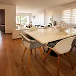 Villa Rosa By Alventholidays