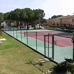 Apartmento Con Piscina Y Pista De Tennis