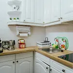 Ferienwohnung Fuer 4 Personen Ca 82 Qm In Empuriabrava, Costa Brava Golf De Roses