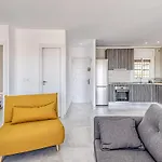 Pretty Apartment With Balcony
