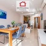Blue Wave Apartment