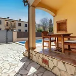 Maravillosa Villa Cerca De La Playa De Sant Pere Pescador