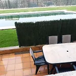 Playa En Costa Brava, Catalunya, Con Piscina
