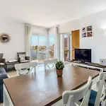 Apartment In Roses With Pool