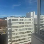 Appartement Moderne Premiere Ligne De Mer Avec Piscine