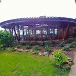 Eden Mar